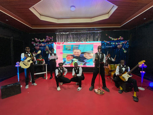 Band der afrikanischen Bar-Segnungen