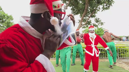 Das African Fitness Team - grüne Hose